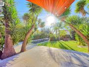 Maison avec piscine et jardin