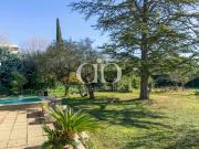 Maison avec piscine et jardin