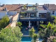 Maison avec piscine et jardin