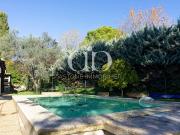 Maison avec piscine et jardin