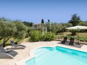 Maison avec piscine et jardin