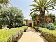 Maison avec piscine et jardin
