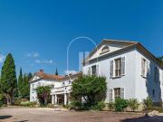 Maison avec piscine et jardin