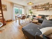 Maison avec piscine et jardin