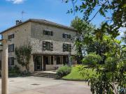 Maison avec piscine et jardin