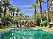 Maison avec piscine et jardin