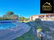 Maison avec piscine et jardin