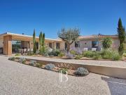 Maison avec piscine et jardin