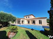 Maison avec piscine et jardin