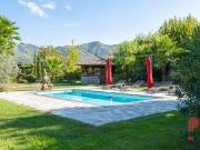 Maison avec piscine et jardin