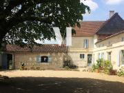 Maison avec piscine et jardin