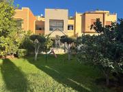 Maison avec piscine et jardin