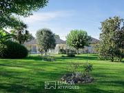 Maison avec piscine et jardin