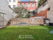 Maison avec piscine et jardin