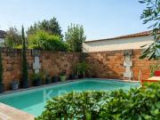 Maison avec piscine et jardin