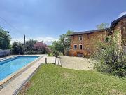 Maison avec piscine et jardin