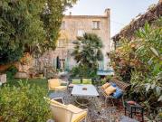 Maison avec piscine et jardin