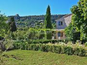 Maison avec piscine et jardin