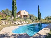 Maison avec piscine et jardin