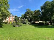 Maison avec piscine et jardin