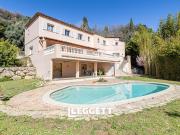 Maison avec piscine et jardin