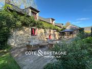 Maison avec piscine et jardin