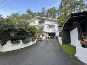 Maison avec piscine et jardin