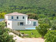 Maison avec piscine et terrasse