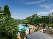 Maison avec piscine et terrasse