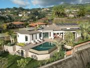 Maison avec piscine et terrasse