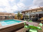 Maison avec piscine et terrasse