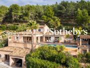 Maison avec piscine et terrasse