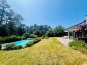 Maison avec piscine et terrasse