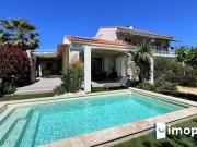 Maison avec piscine et terrasse