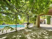 Maison avec piscine et terrasse