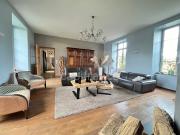 Maison avec piscine et terrasse