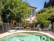 Maison avec piscine et terrasse