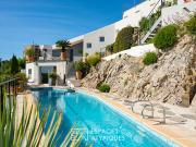 Maison avec piscine et terrasse