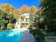 Maison avec piscine et terrasse