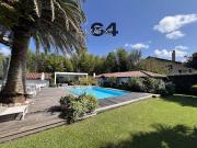 Maison avec piscine et terrasse