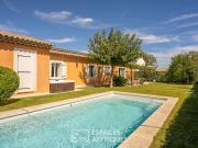 Maison avec piscine et terrasse