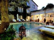 Maison avec piscine et terrasse