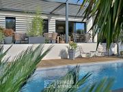 Maison avec piscine et terrasse