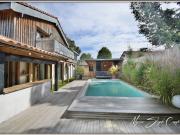 Maison avec piscine et terrasse
