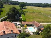 Maison avec piscine et terrasse