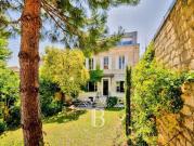 Maison avec piscine et terrasse