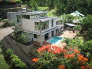 Maison avec piscine et terrasse