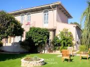 Maison avec piscine et terrasse