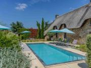 Maison avec piscine et terrasse
