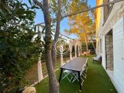 Maison avec piscine et terrasse